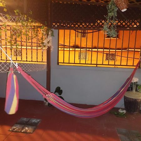 Nirvana 2, Habitacion Doble Con Todos Sus Servicios Guatemala City Exterior photo